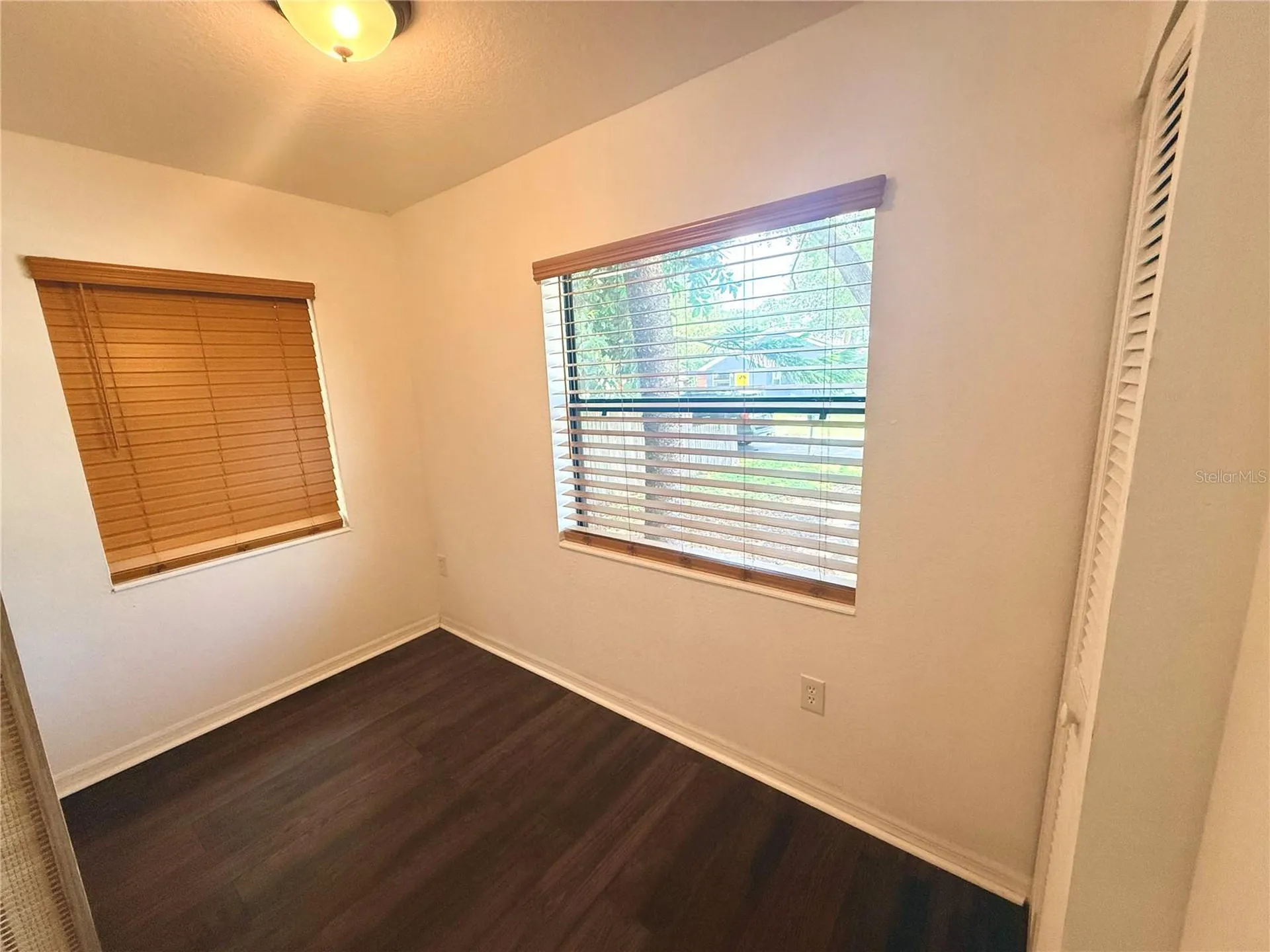 2852 59th Avenue N St Petersburg FL 33714