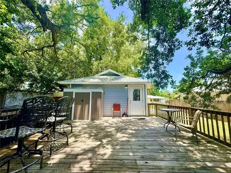 2852 59th Avenue N St Petersburg FL 33714