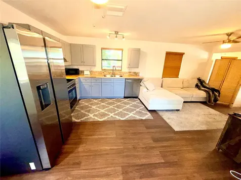 2852 59th Avenue N St Petersburg FL 33714