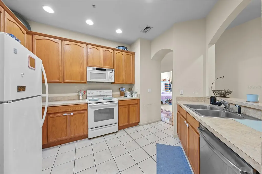 3341 Whitestone Circle Kissimmee FL 34741