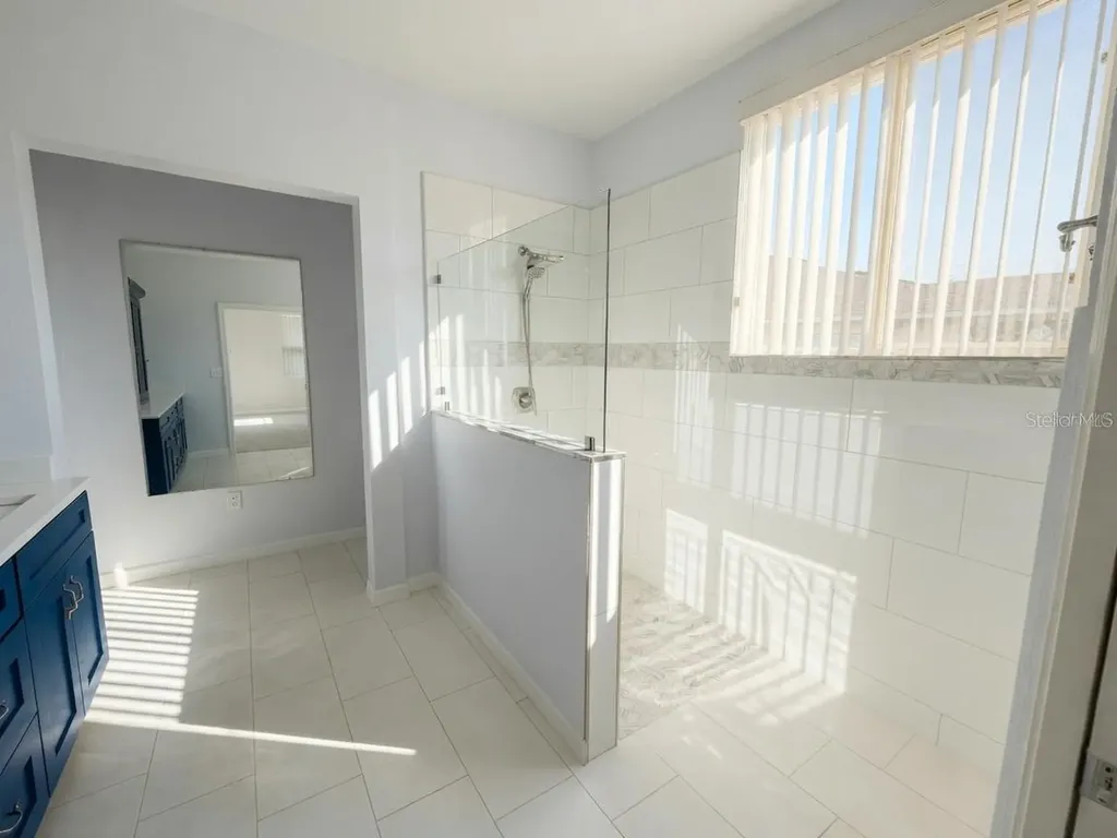 107 Slipper Key Road Apollo Beach FL 33572