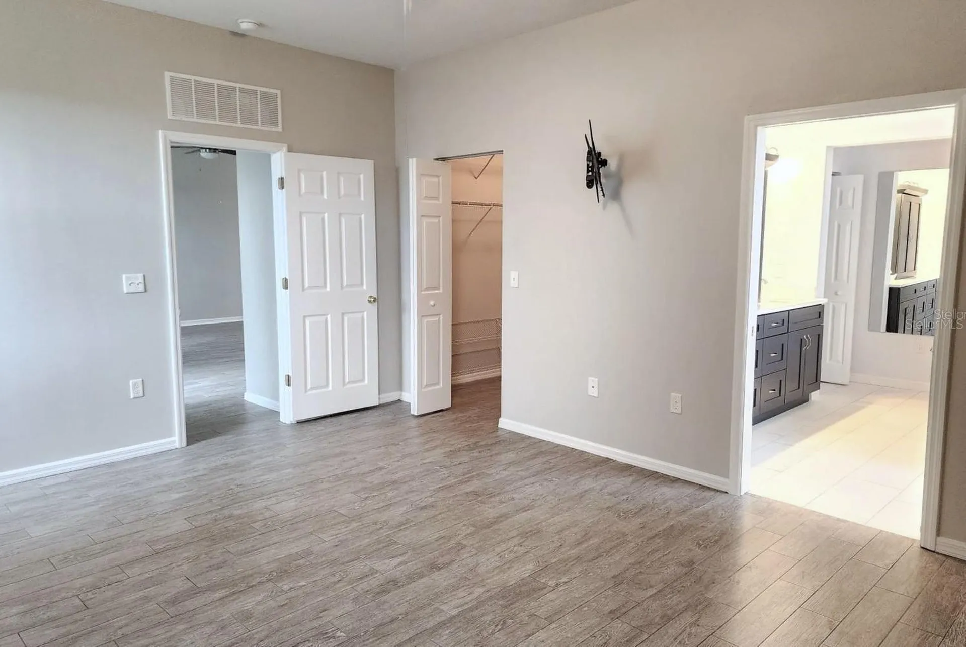 107 Slipper Key Road Apollo Beach FL 33572