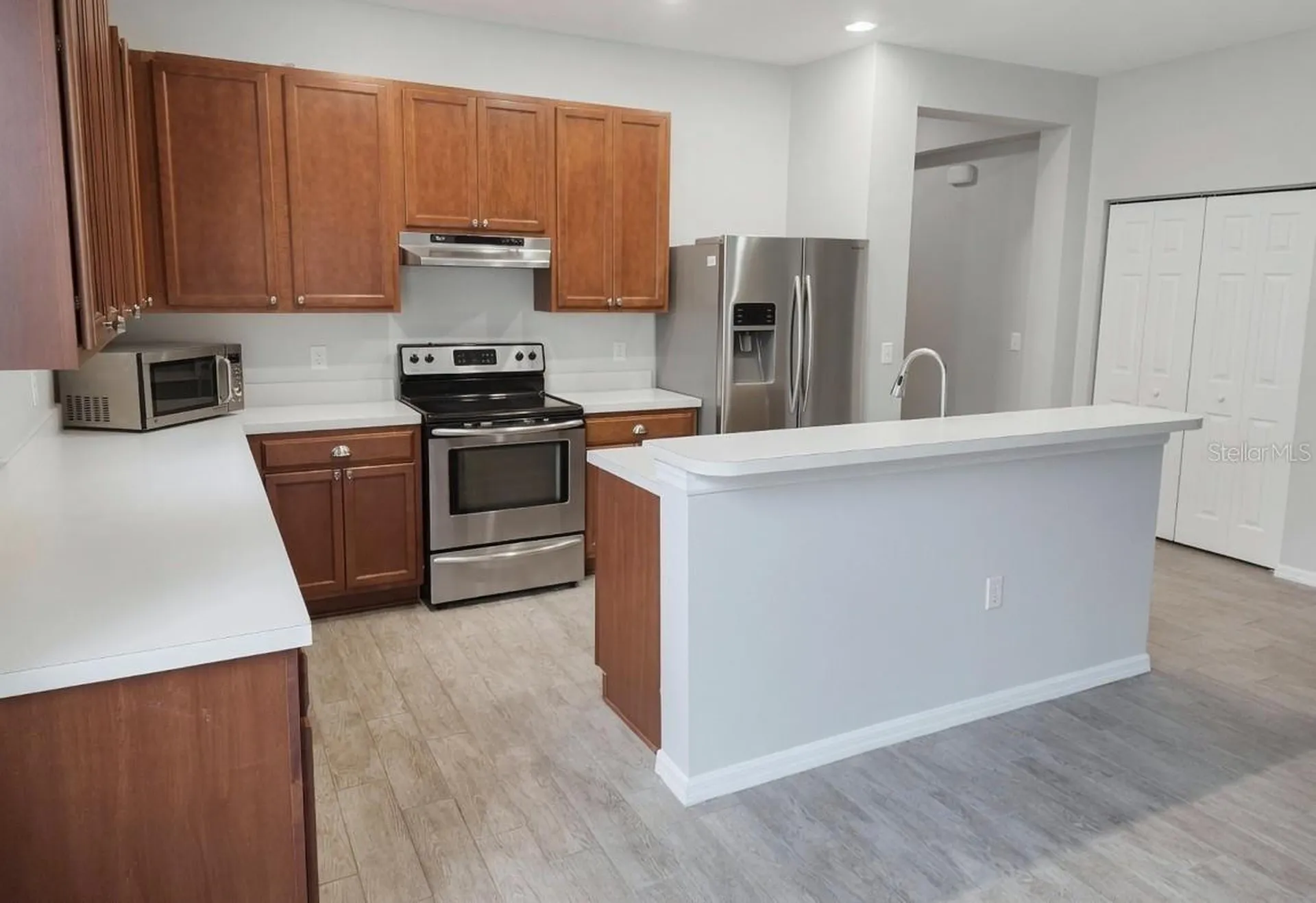 107 Slipper Key Road Apollo Beach FL 33572