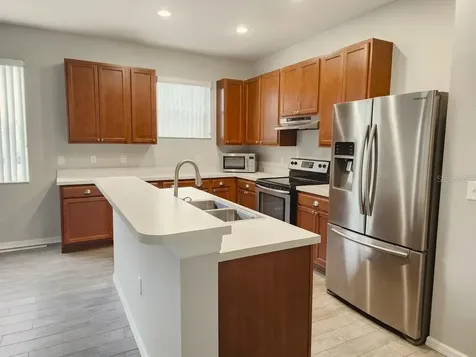 107 Slipper Key Road Apollo Beach FL 33572