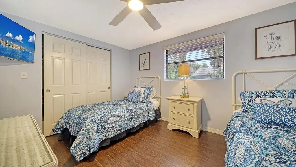 6061 Border Lane Sarasota FL 34231