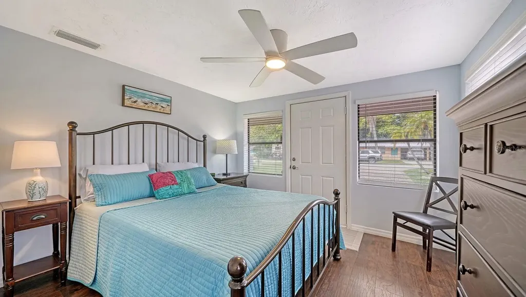 6061 Border Lane Sarasota FL 34231