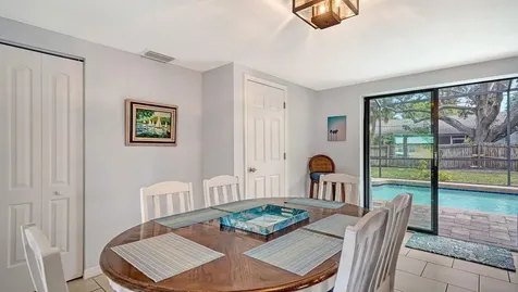 6061 Border Lane Sarasota FL 34231