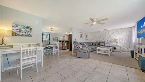 6061 Border Lane Sarasota FL 34231