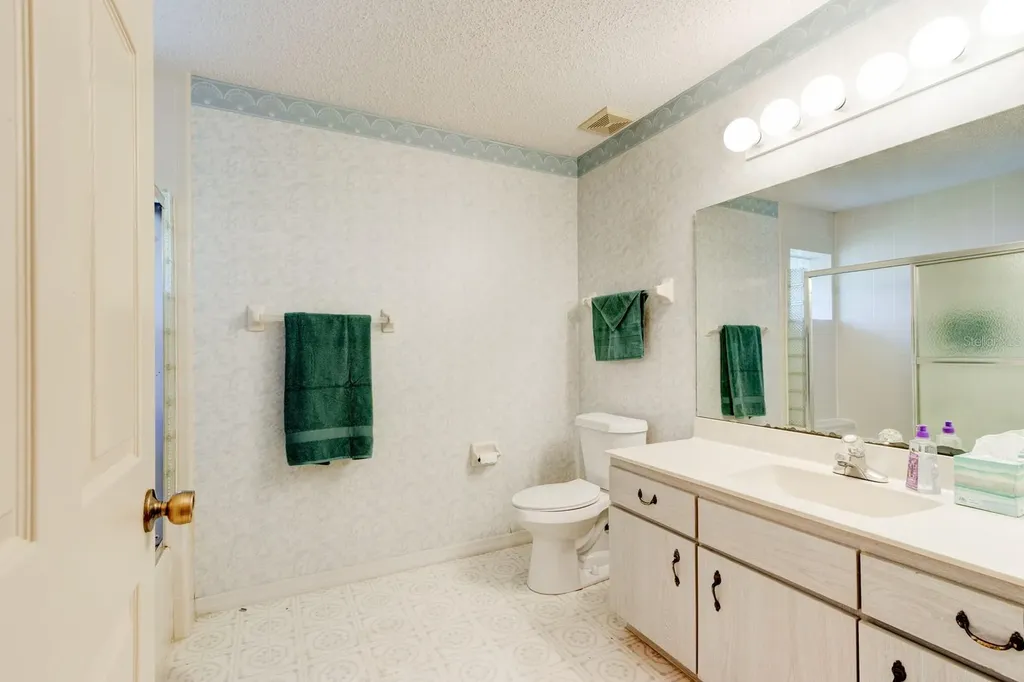 317 Glenbriar Circle Daytona Beach FL 32114