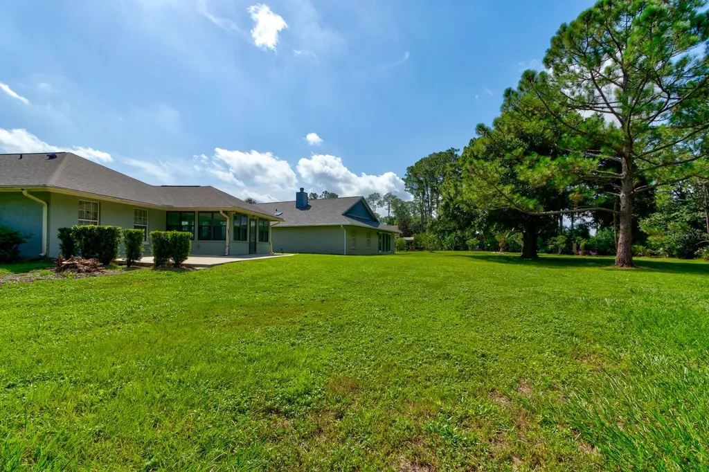 317 Glenbriar Circle Daytona Beach FL 32114