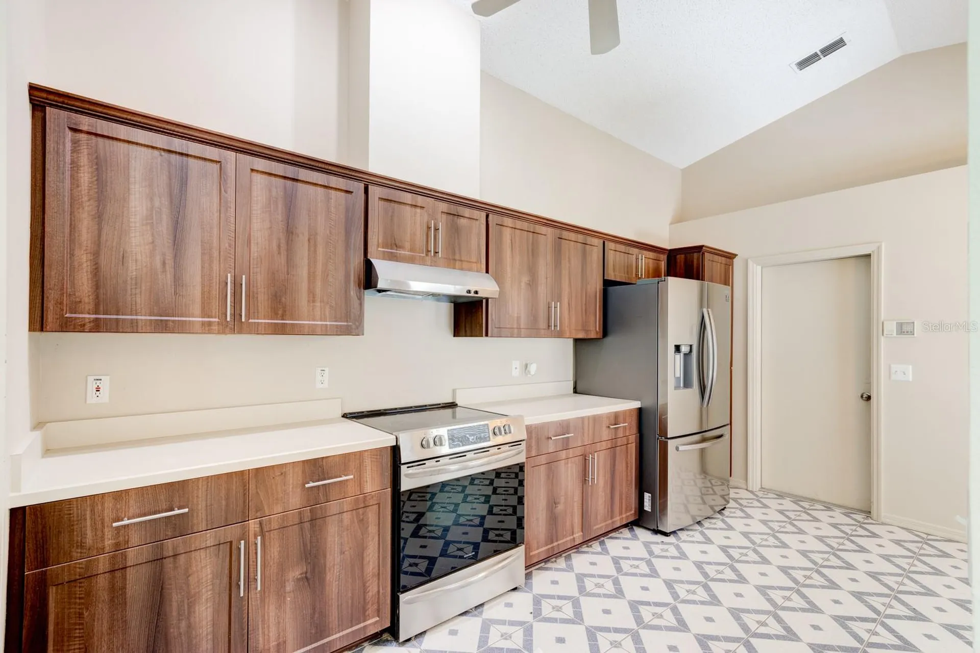 317 Glenbriar Circle Daytona Beach FL 32114