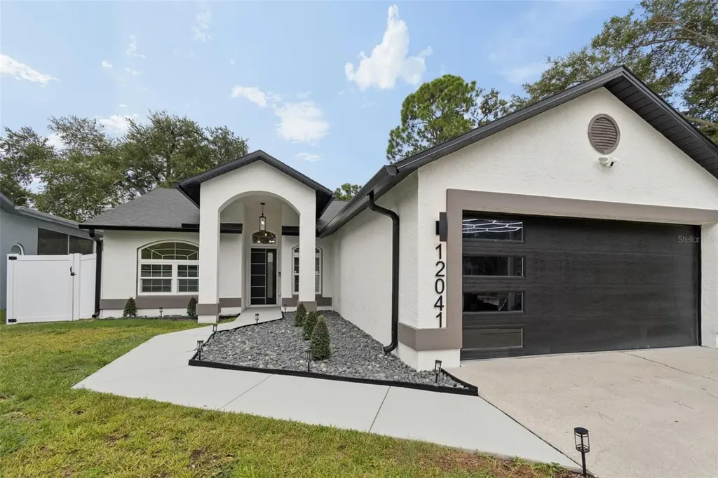 12041 68th Street Largo FL 33773