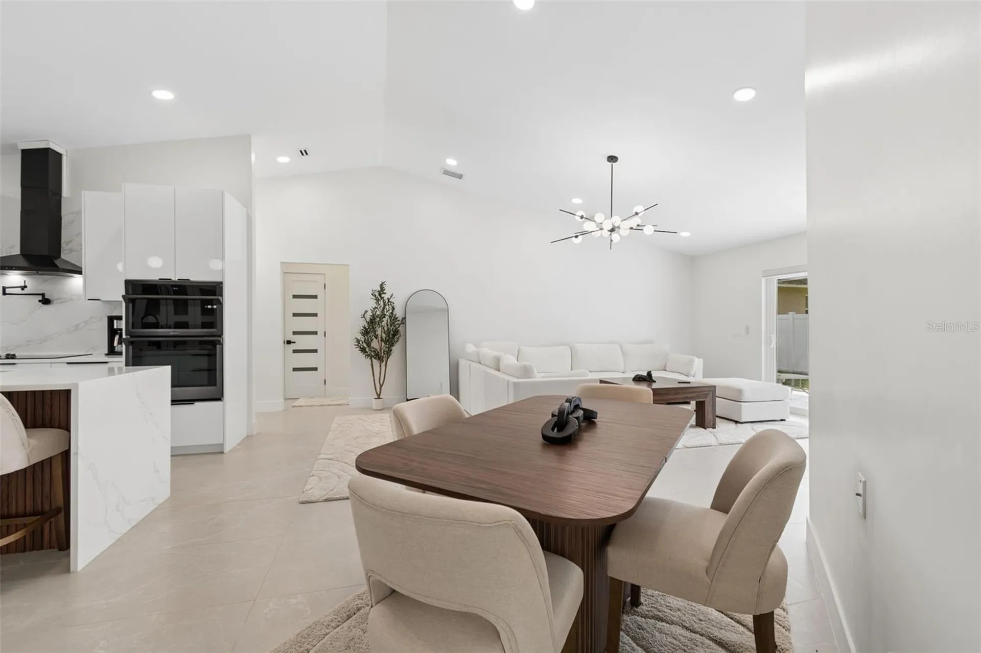 12041 68th Street Largo FL 33773