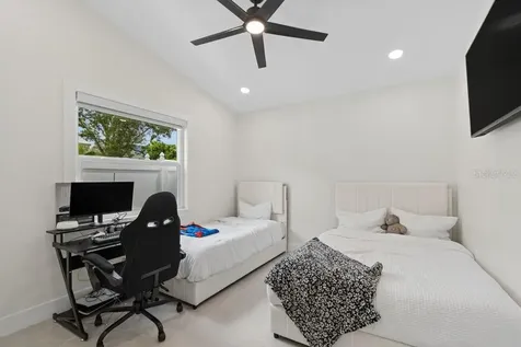 12041 68th Street Largo FL 33773