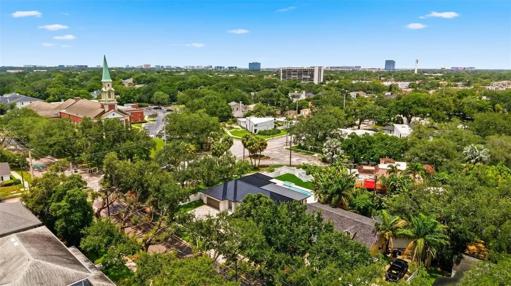 2823 W Morrison Avenue Tampa FL 33629