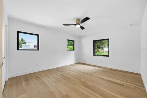 2823 W Morrison Avenue Tampa FL 33629