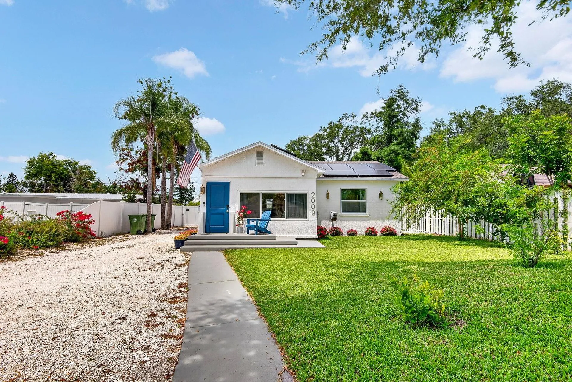 2009 1st Avenue E Bradenton FL 34208