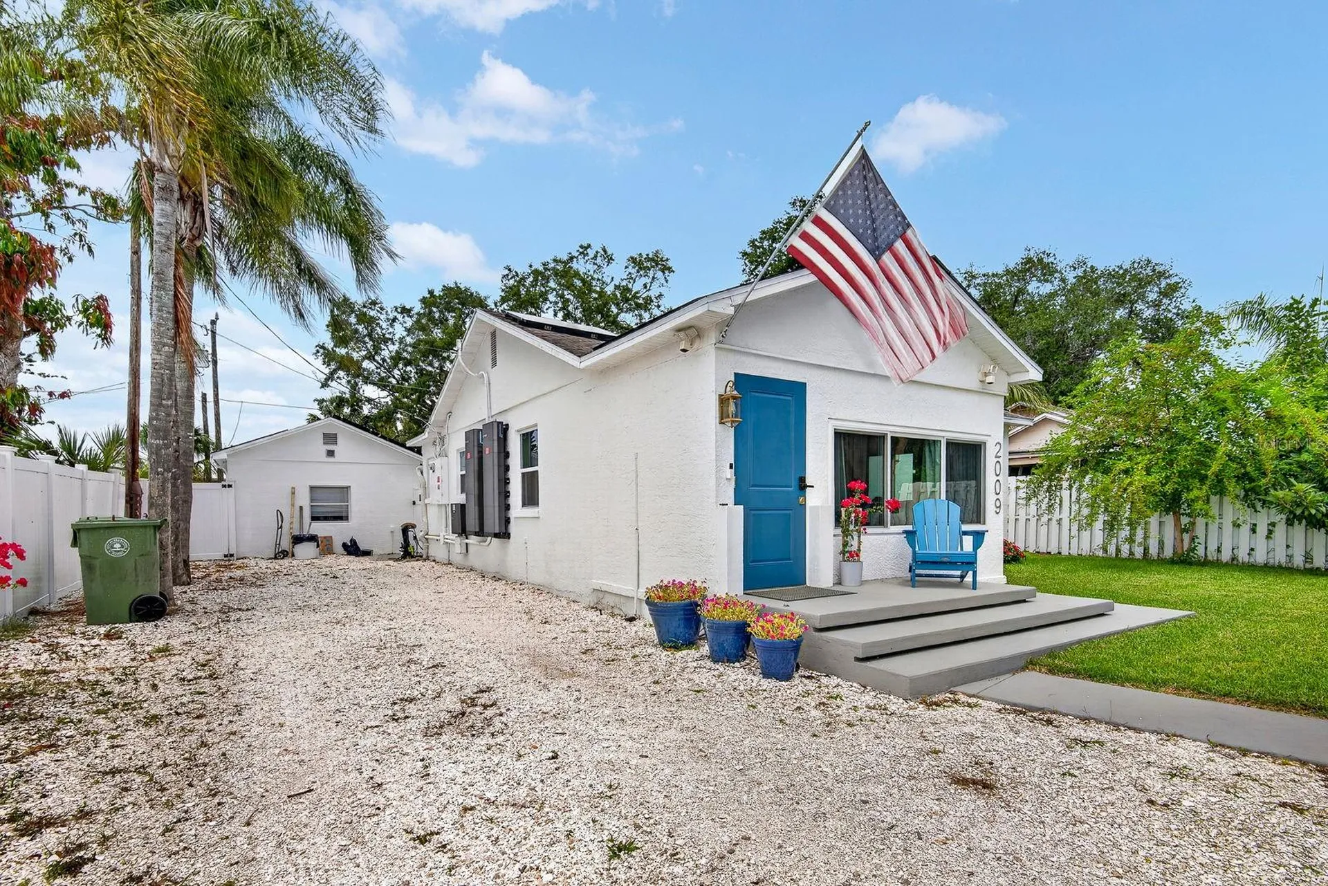 2009 1st Avenue E Bradenton FL 34208