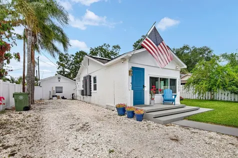 2009 1st Avenue E Bradenton FL 34208
