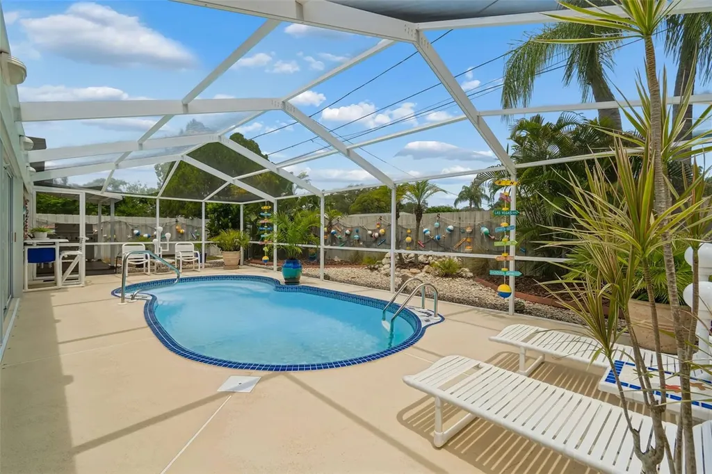 5843 Appletree Road Holiday FL 34690