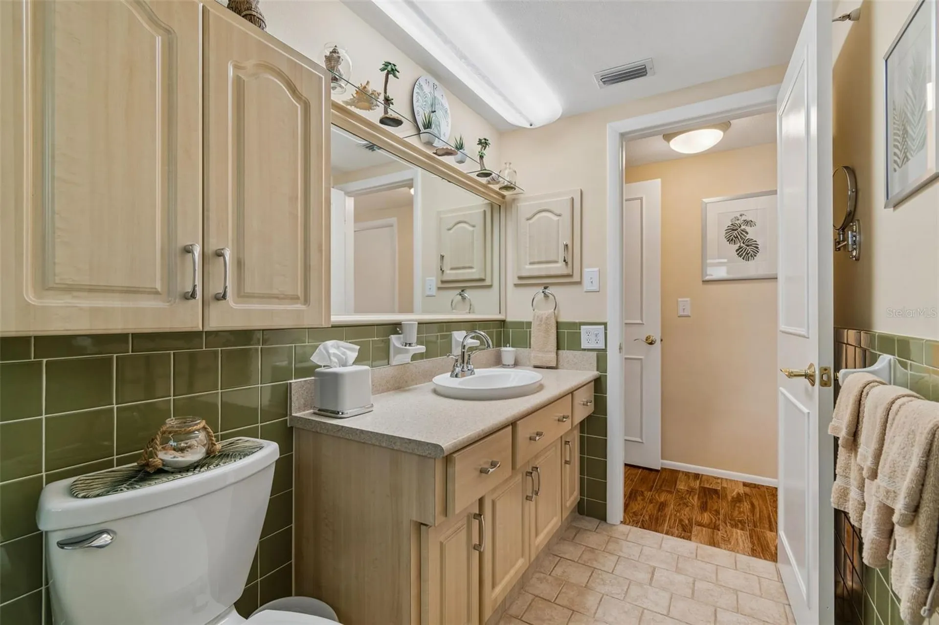 5843 Appletree Road Holiday FL 34690