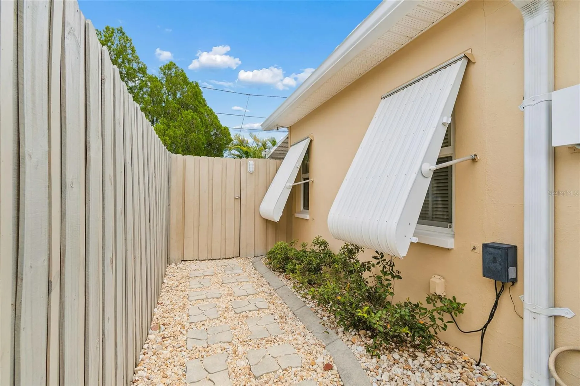 5843 Appletree Road Holiday FL 34690