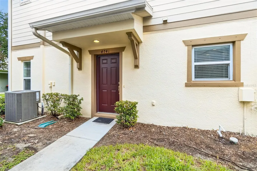 4741 Chatterton Way Riverview FL 33578