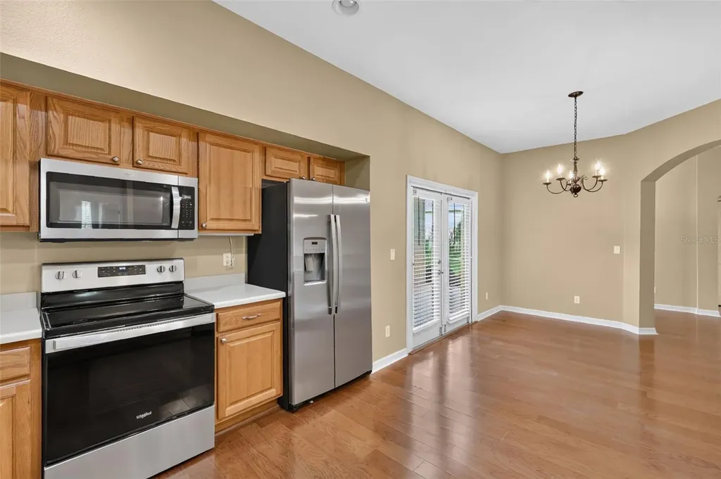 5809 Bounty Circle Tavares FL 32778