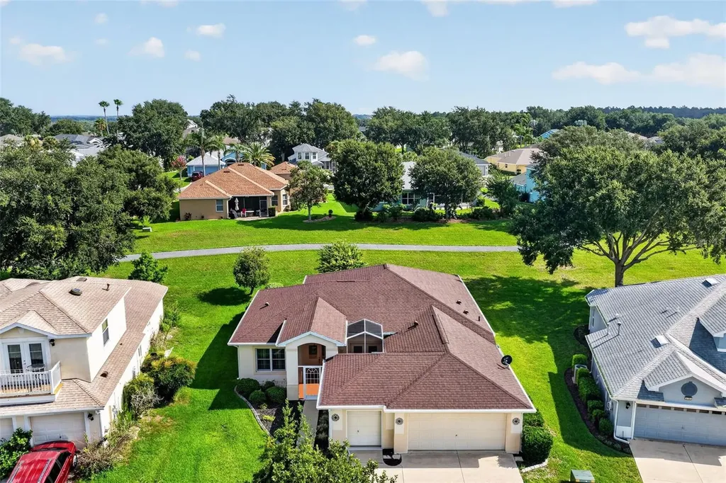 5809 Bounty Circle Tavares FL 32778