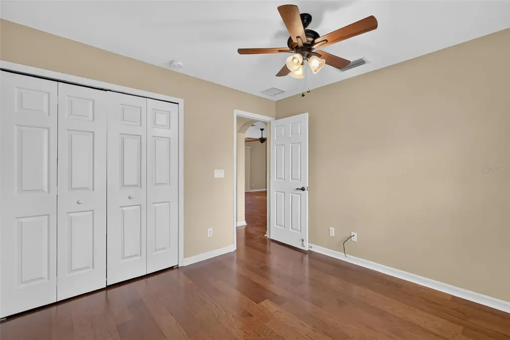5809 Bounty Circle Tavares FL 32778