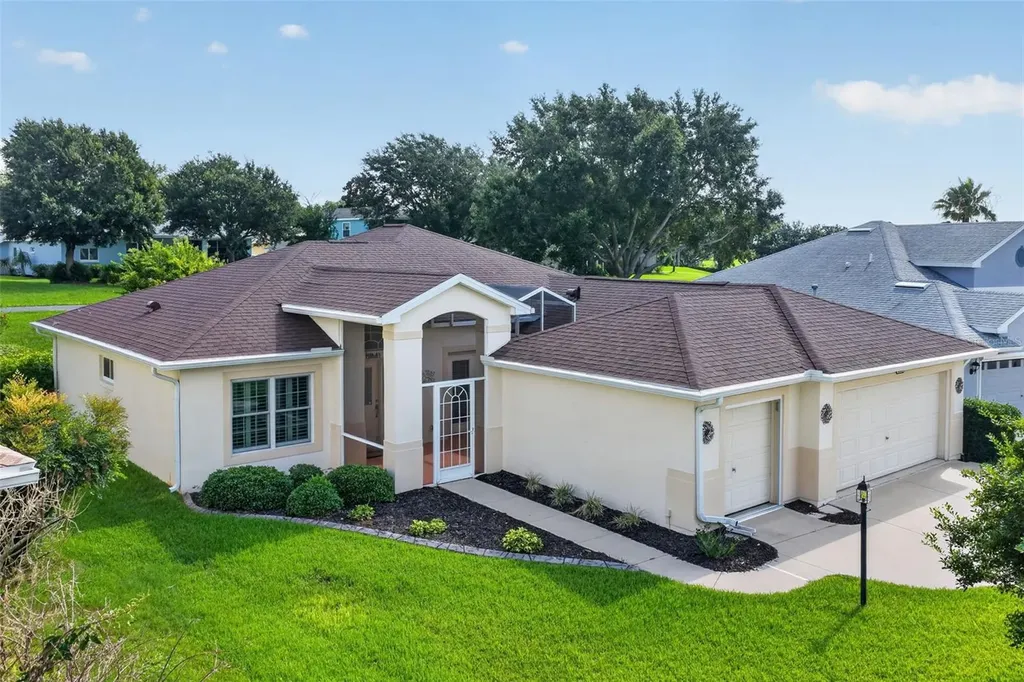5809 Bounty Circle Tavares FL 32778