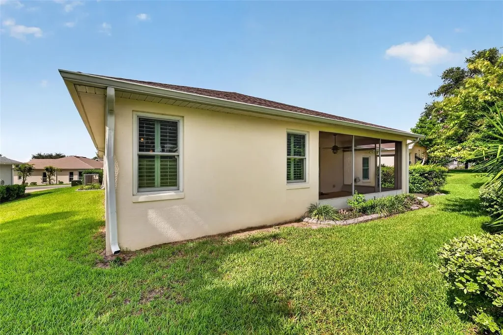 5809 Bounty Circle Tavares FL 32778