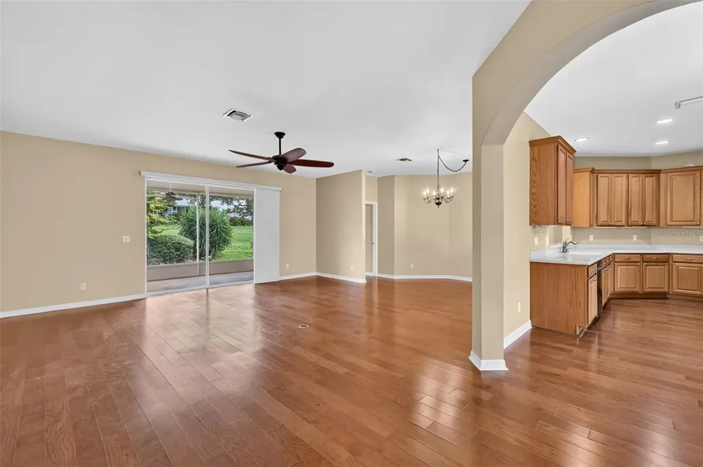 5809 Bounty Circle Tavares FL 32778
