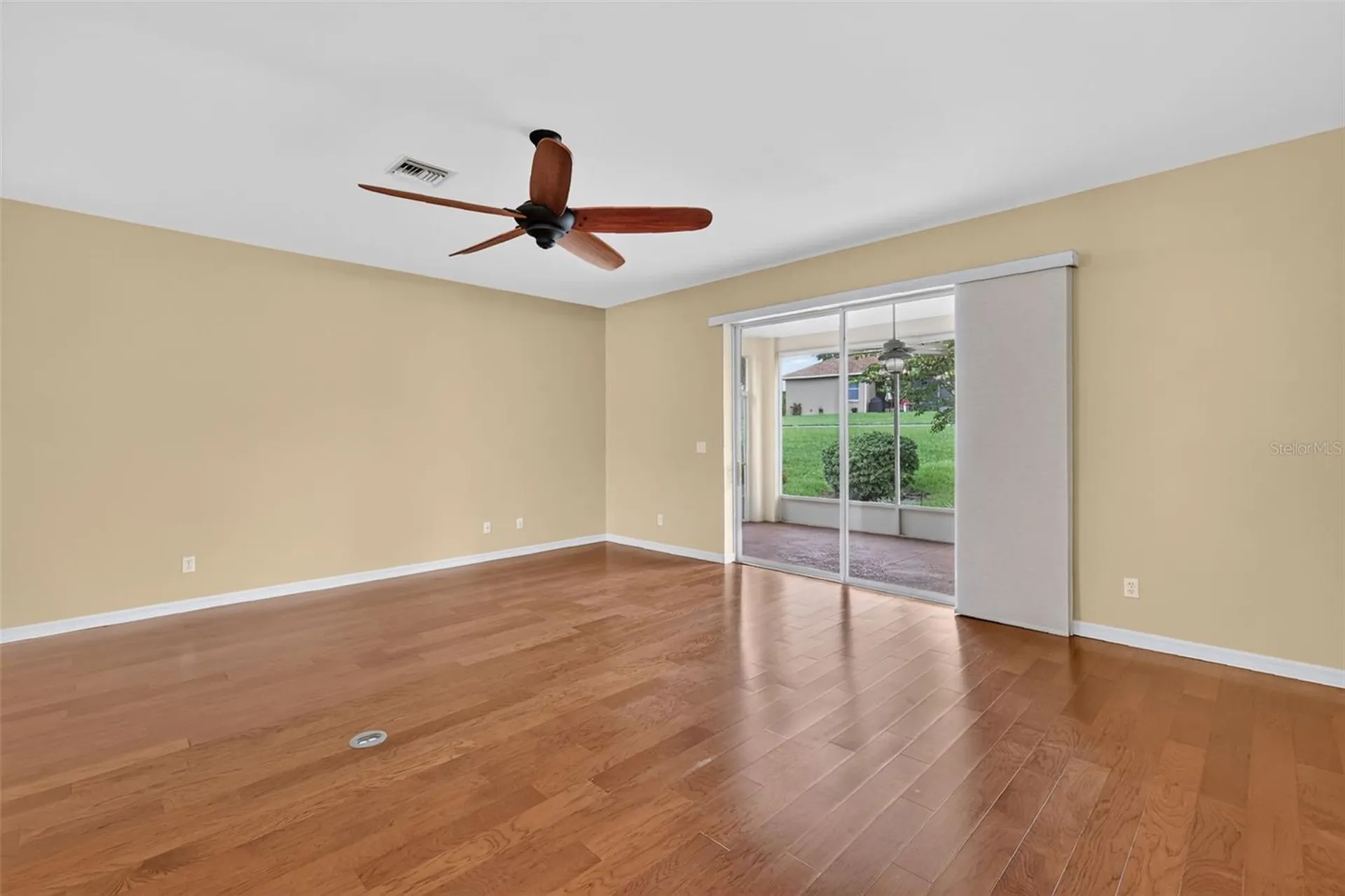 5809 Bounty Circle Tavares FL 32778