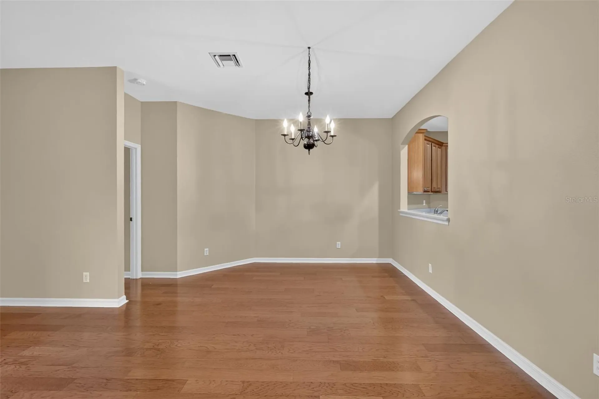 5809 Bounty Circle Tavares FL 32778