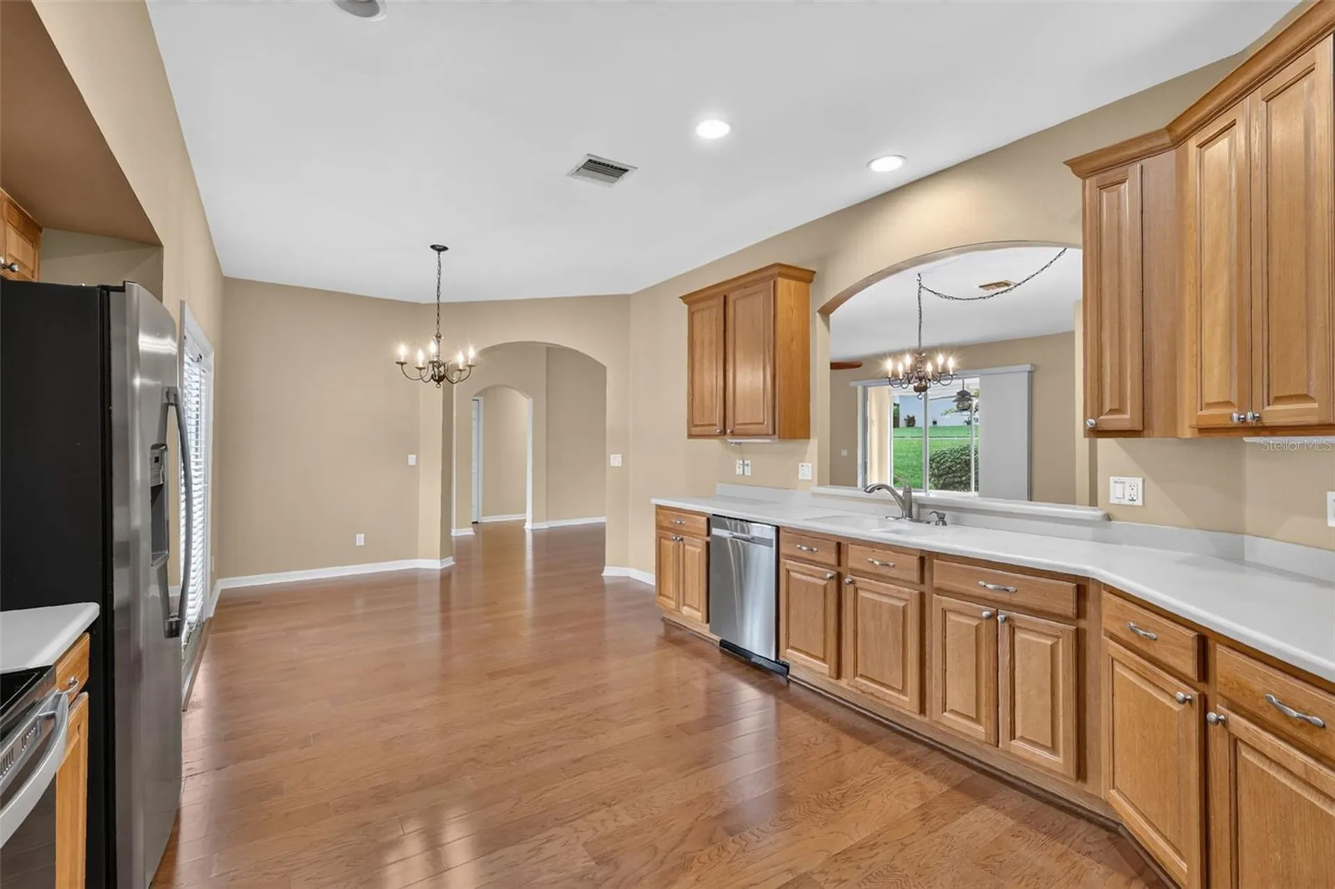 5809 Bounty Circle Tavares FL 32778