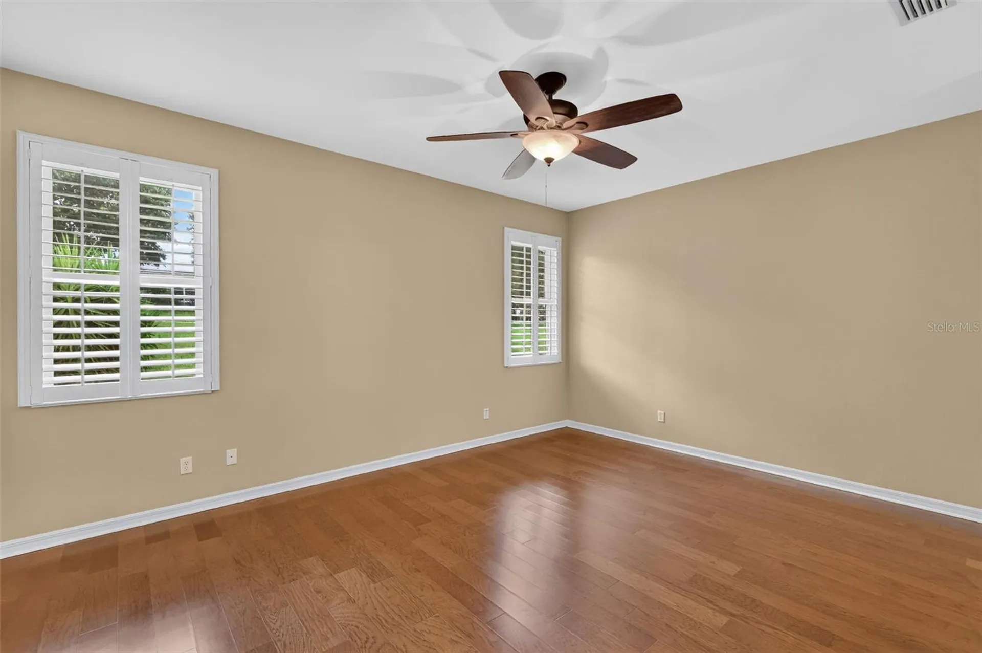 5809 Bounty Circle Tavares FL 32778