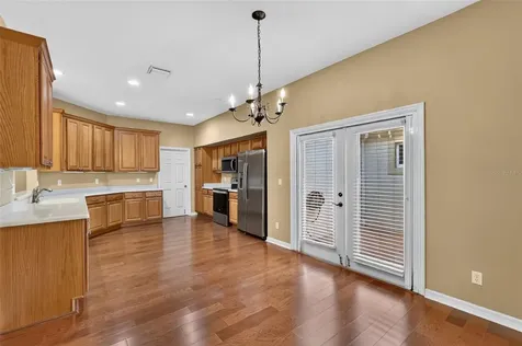 5809 Bounty Circle Tavares FL 32778