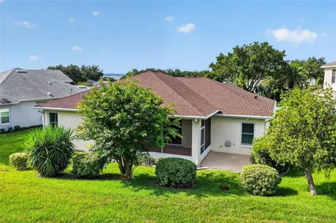 5809 Bounty Circle Tavares FL 32778