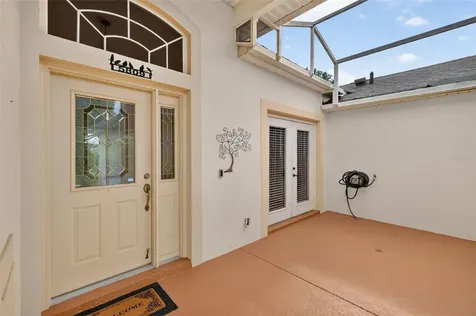 5809 Bounty Circle Tavares FL 32778