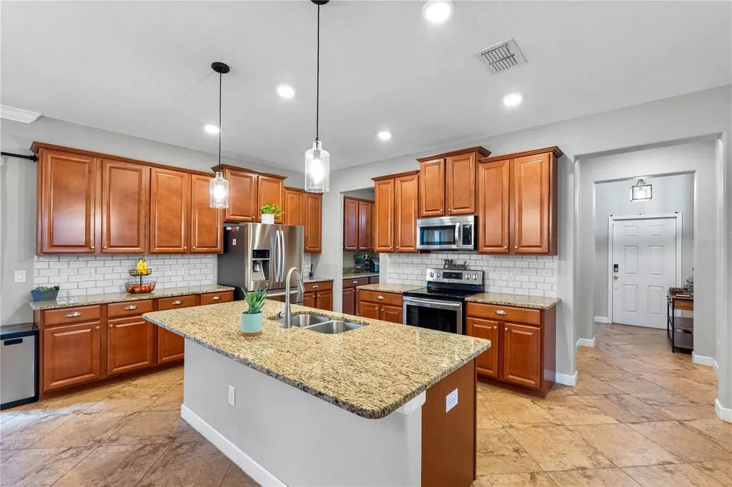 19343 Paddock View Drive Tampa FL 33647