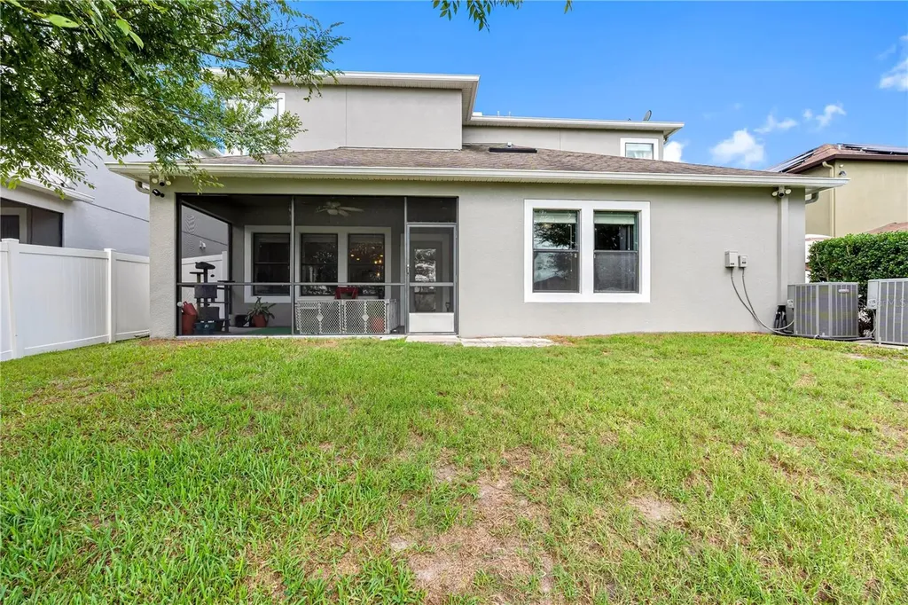 19343 Paddock View Drive Tampa FL 33647