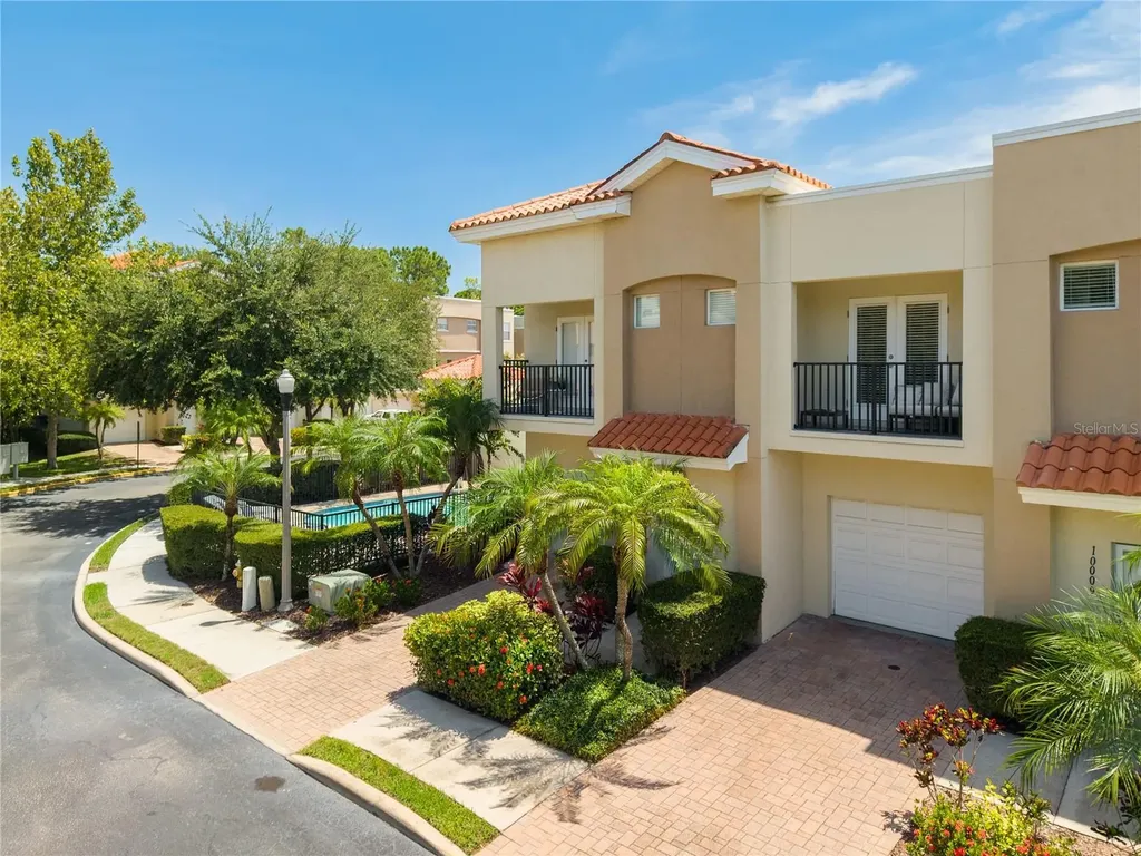 10015 6th Street N St Petersburg FL 33702