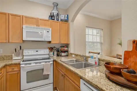 10015 6th Street N St Petersburg FL 33702