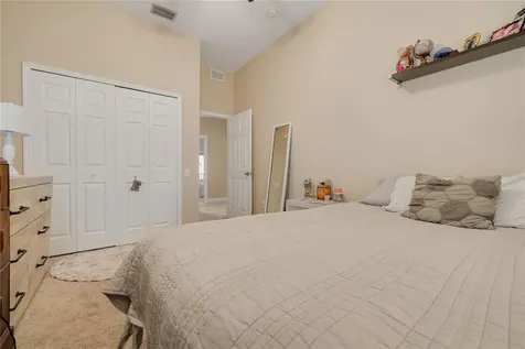 10015 6th Street N St Petersburg FL 33702
