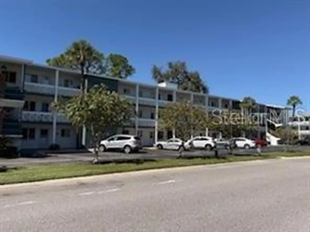 5906 17th Street W Bradenton FL 34207