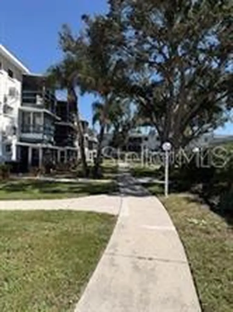 5906 17th Street W Bradenton FL 34207