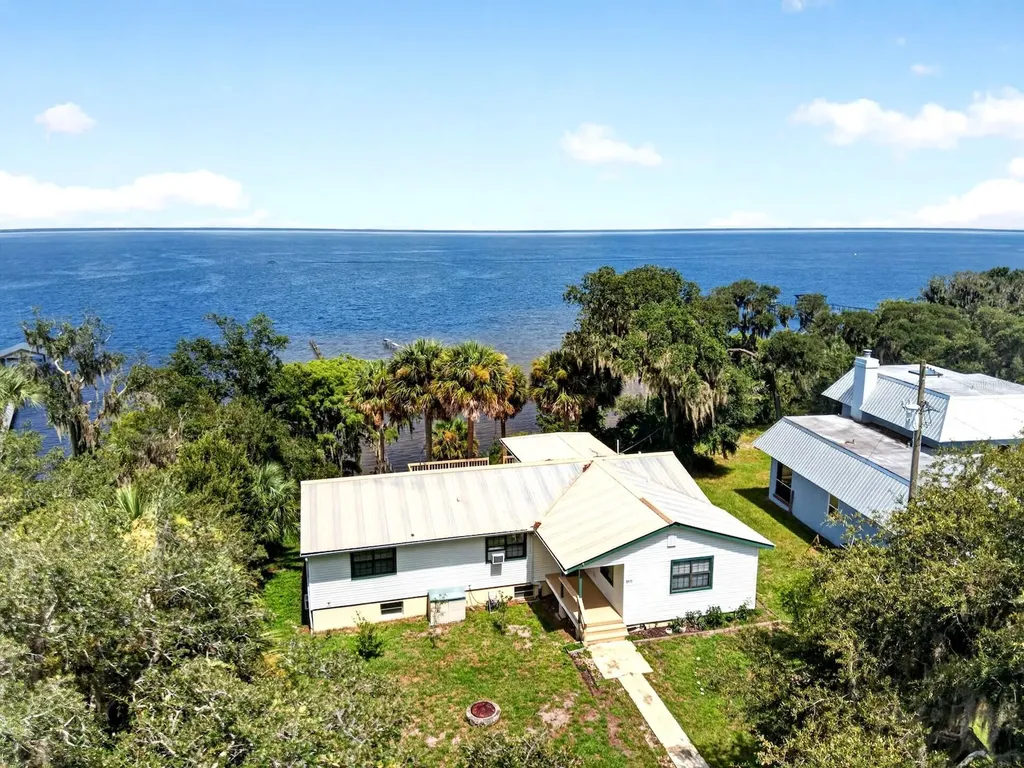 8445 NE 310th Avenue Fort Mc Coy FL 32134