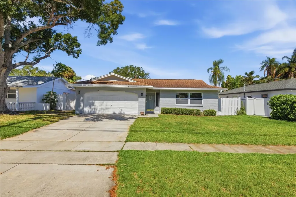 5920 Denver Street NE St Petersburg FL 33703