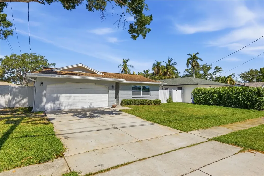 5920 Denver Street NE St Petersburg FL 33703